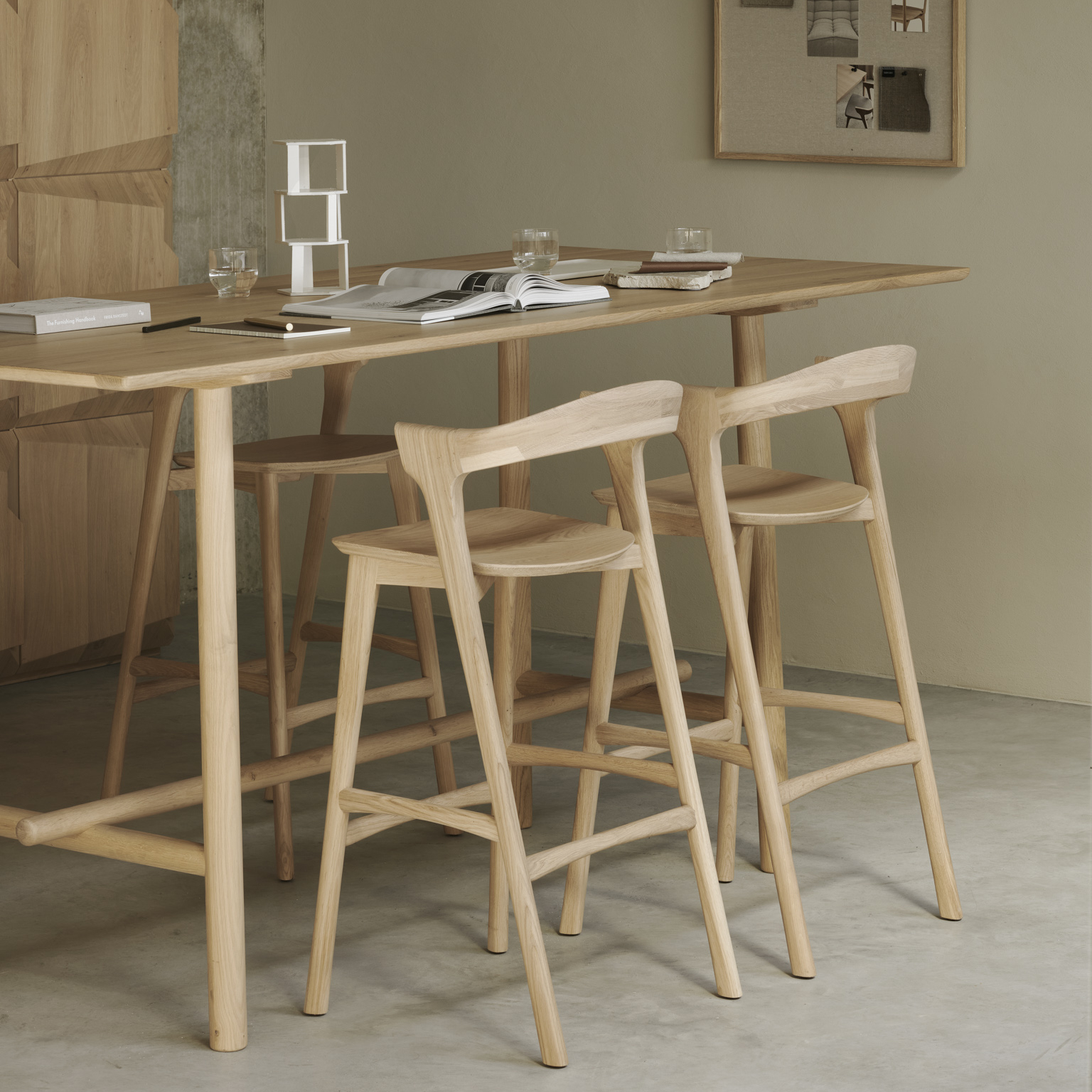 Bok baaritool tamme täispuidust - Image 8