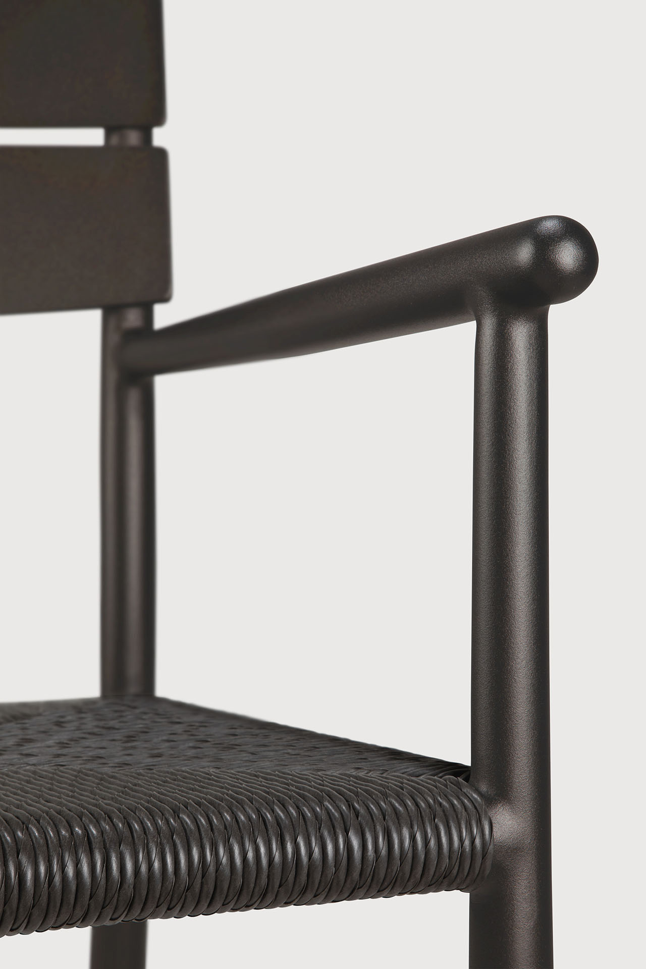 Elin alumiiniumist aiatool – Dark Bronze